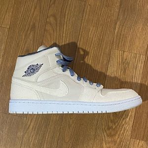 Women’s air Jordan 1 mid se